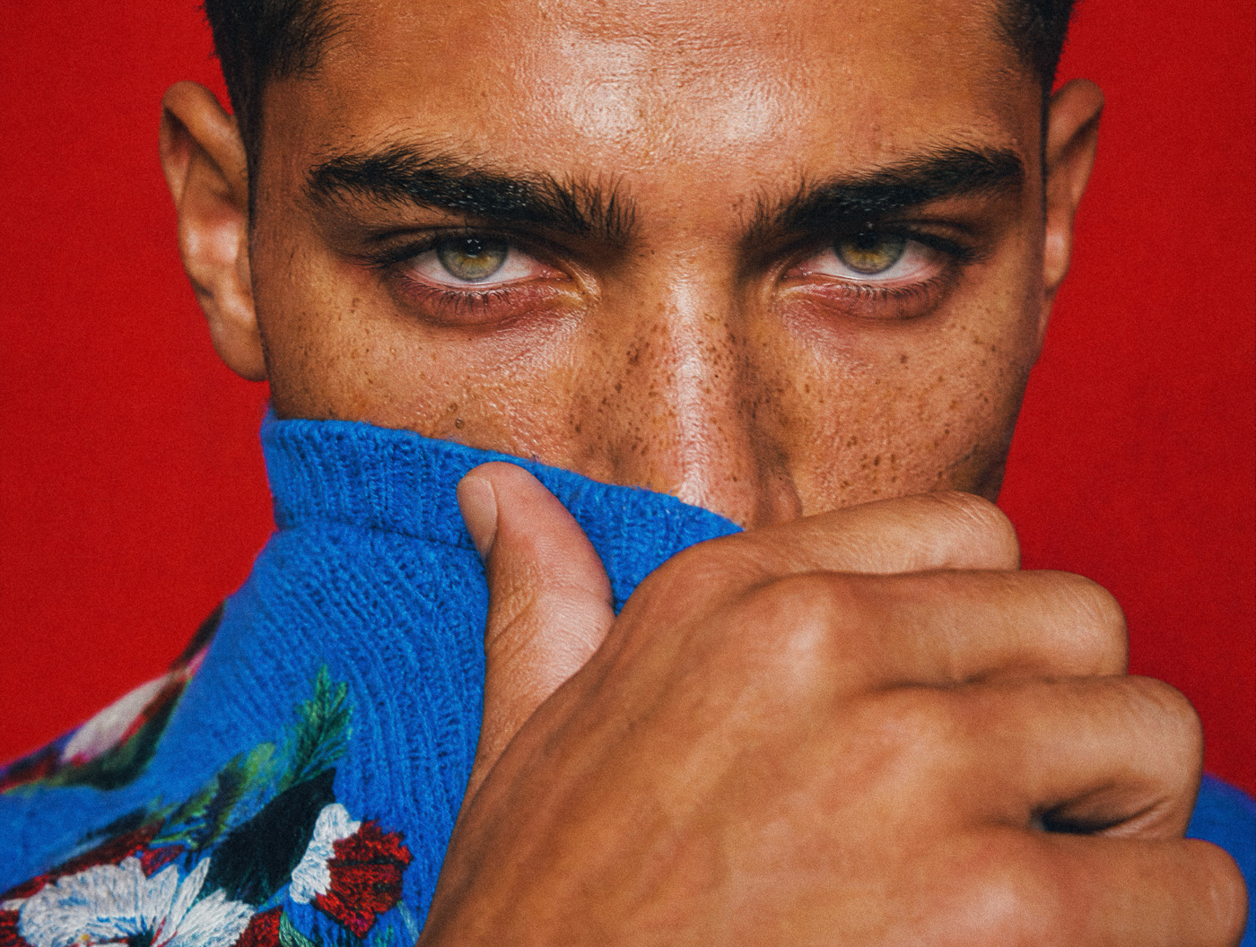 Editorial Scarlet